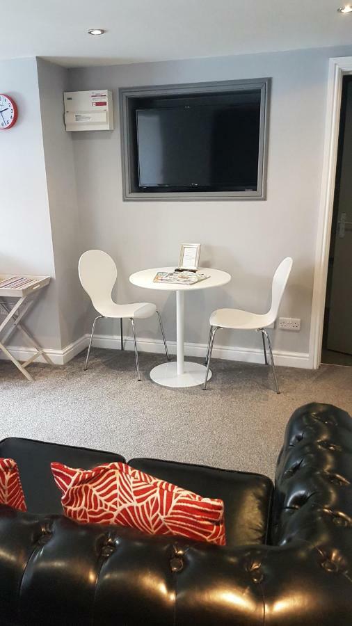 Stafford Apartments Bagian luar foto