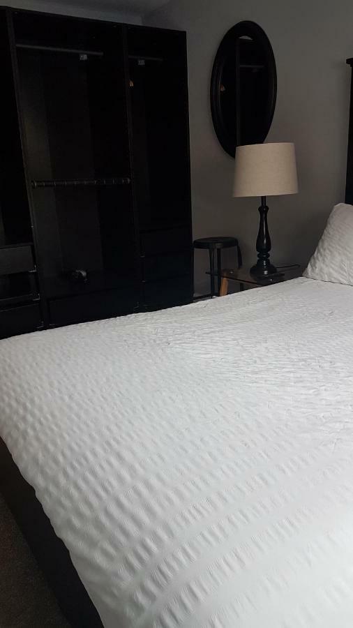 Stafford Apartments Bagian luar foto